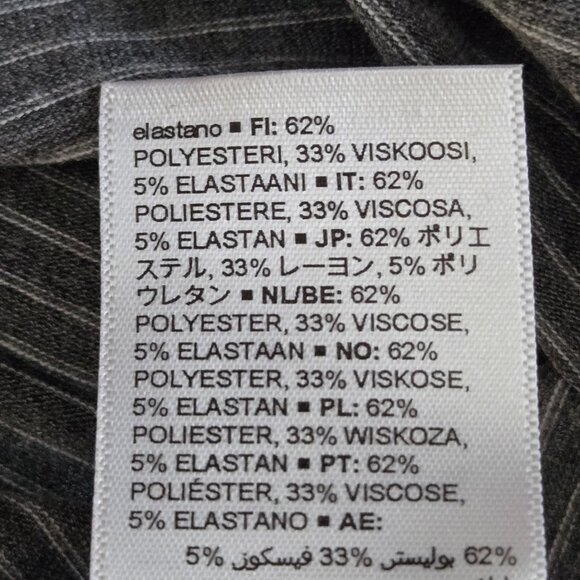 NWT Amazon Essentials Women's Relaxed-Fit Crewneck T-Shirt - Size Large - Picture 2 of 5